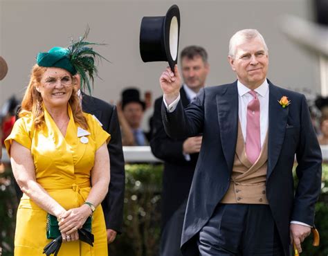 Sarah Ferguson The Duchess Of York Performs Curtsy To Queen Elizabeth