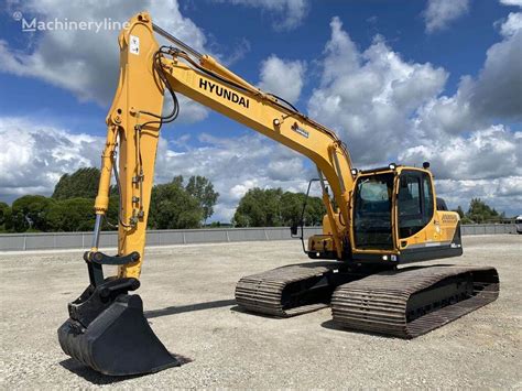 Hyundai Robex Lc A Bogmaster Tracked Excavator For Sale