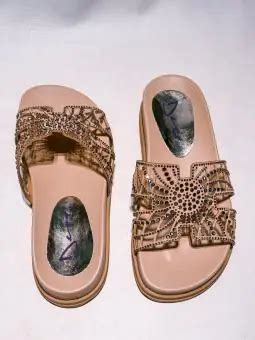 Papete Facheta Vira Nude Cabedal Strass Depp