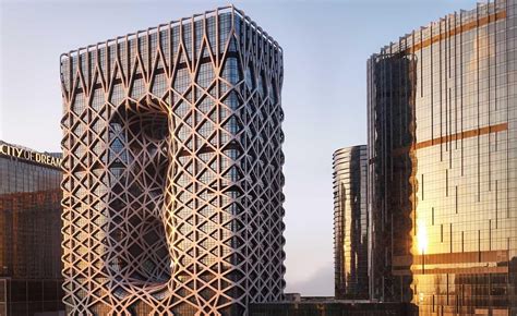 Zaha Hadid Architects’ Morpheus hotel opens in Macau | Zaha hadid, Zaha ...