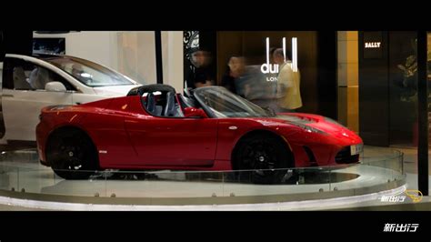 100秒欣赏特斯拉第一辆电动车 Roadster Sport 敞篷跑车视频文章新出行