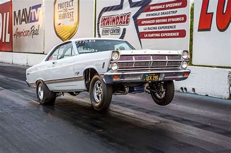 Vintage muscle cars, Ford racing, Drag racing cars