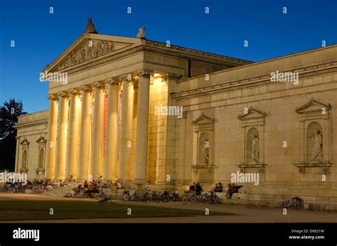 Glyptothek Munchen Hi Res Stock Photography And Images Alamy