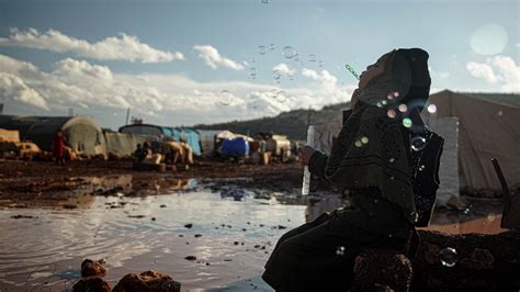 Católica lança programa especial de bolsas para refugiados