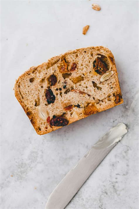 Dried Fruit & Nut Bread (Healthy, Quick, Vegan, Sugar-Free) | Aline Made