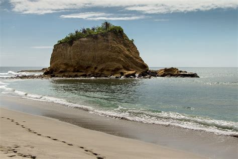 6 Lugares Que Debes Conocer De La Costa De Ecuador Intriper