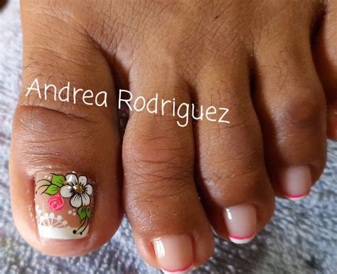 Ruth Stickers Tattoo Girls Toenails Painted Simple Toe Nails