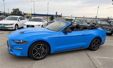 Rent Ford Mustang Convertible