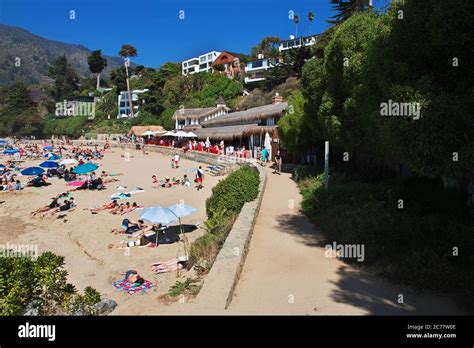 The beach in Zapallar village, Chile Stock Photo - Alamy