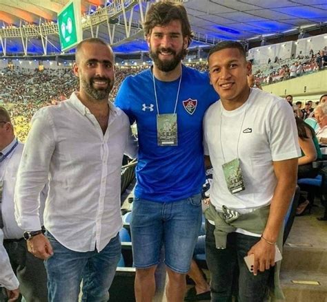 Fernando Pacheco se fotografió con Allison Becker en partido de