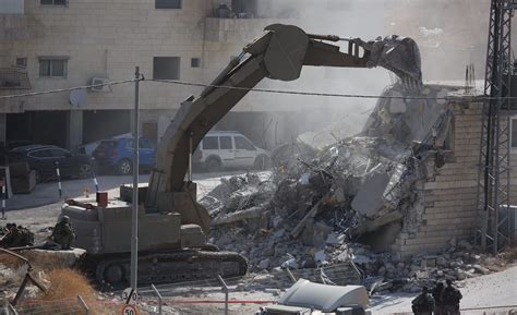 Las Fuerzas Israelíes Hacen Una Incursión En Un Pueblo Palestino Cerca De Jerusalén Monitor De