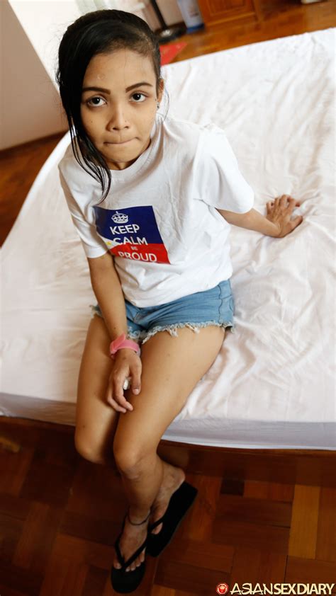 Lovely Asian Babe Joy D Shows Her Trimmed Pussy Up Close Gets A POV