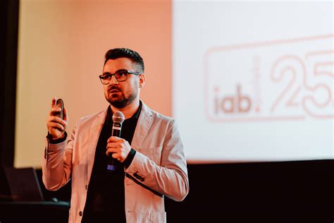 Iab Howto Efektywne Kampanie Marketingowe W Erze Nowych Technologii