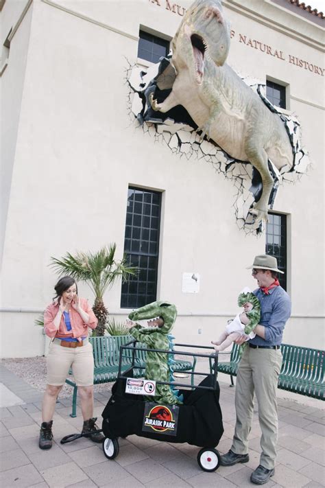 Jurassic Park Halloween Costume: Family Jurassic Park Costume DIY ...