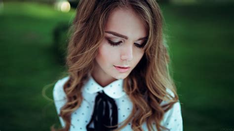 Looking Away Women Portrait Brunette Depth Of Field Face Ivan