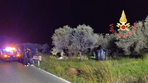 Incidente Stradale A Isca Sullo Ionio Deceduto Il Conducente Tgcal