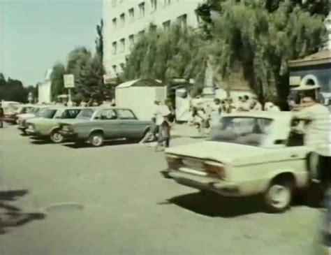 IMCDb Org 1986 VAZ 2106 Zhiguli In Mumiya Iz Chemodana 1991