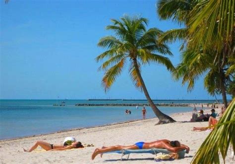 Smathers Beach Key West Nude Cumception