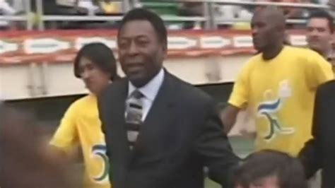 El 2 de enero será velado Pelé en el estadio del Santos de Brasil