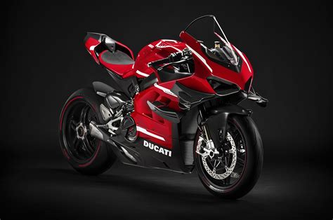 Pirelli Uno Speciale Diablo Supercorsa SP Per La Ducati Superleggera