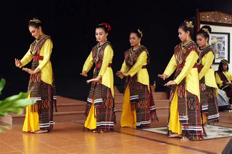 Beberapa Tarian Tradisional Sumatera Utara