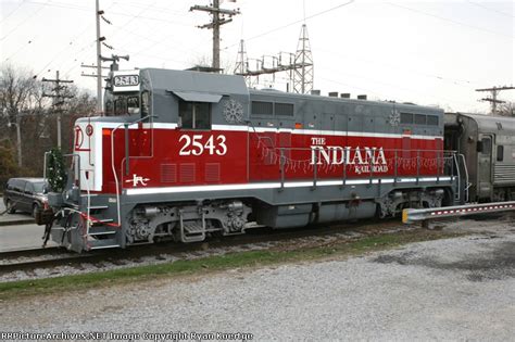 Indiana Railroad S Santa Train Lead By A Cf