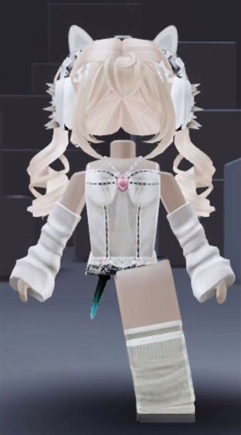 Roblox 3 Emo Outfits Gyaru Avatar Poster Inspo Skin Fitness Cute