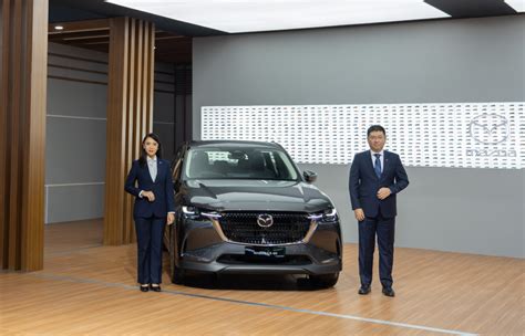 Resmi Hadir Di GIIAS 2024 Mazda Tawarkan Program Spesial