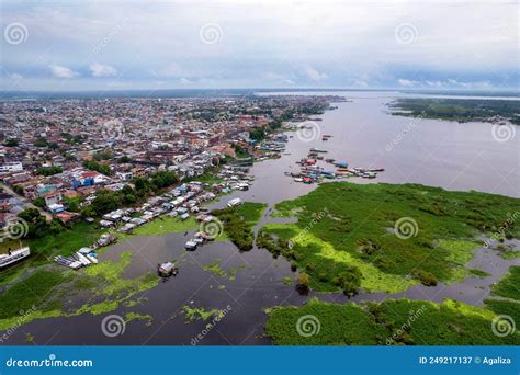 Vista Aérea De Iquitos Peru También Conocida Como La Capital De La