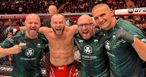 Mateusz R Becki Wr Ci W Kwietniu Do Oktagonu Ufc Pozna Nazwisko