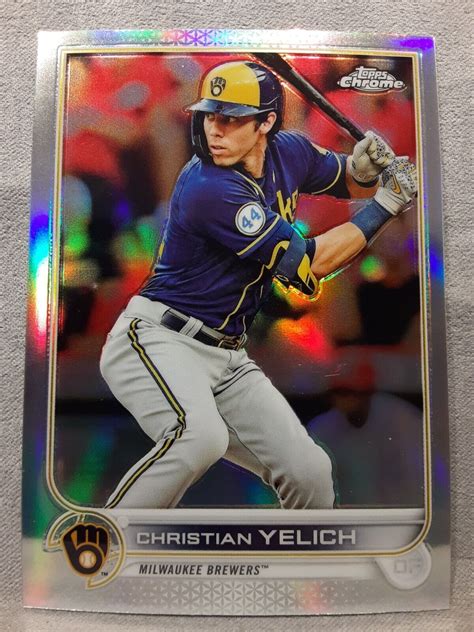 2022 Topps Chrome 210 Christian Yelich Refractor Milwaukee Brewers