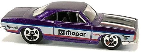 Embalagem Danificada Hot Wheels Showroom 68 Plymouth Barracuda Formula S Universo Hot Wheels