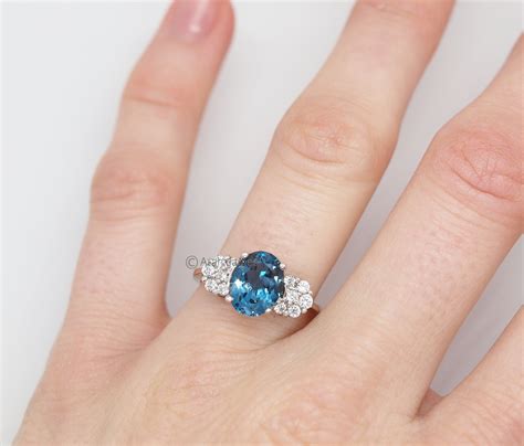 GABRIELA 250 Ct London Blau Topas Diamant Cluster Ring In Etsy