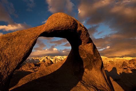 Mobius Arch and Mt Whitney | Alabama Hills, Lone Pine, CA | Fred Mertz ...