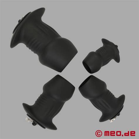 Tunnel Butt Plug The All In One Anal Experience Buy Online At Meo