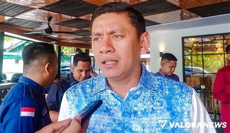 Dinas Pupr Pekanbaru Datangkan Ekskavator Amphibi Untuk Atasi Banjir