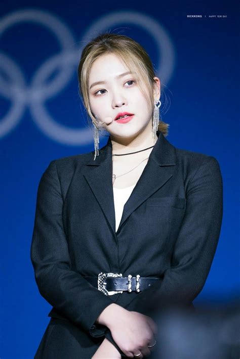 9 Times Red Velvets Yeri Radiated Ceo Vibes In A Blazer Koreaboo