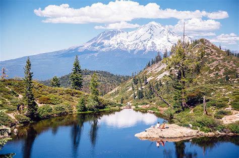 Backpacking To Heart Lake In Mt Shasta Fresh Off The Grid