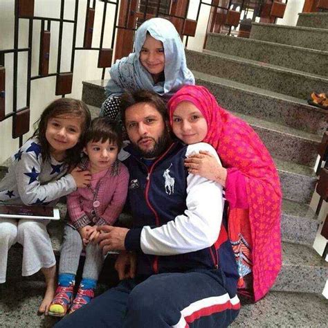 Shahid Afridi Daughters 25 Adorable Pictures Reviewitpk