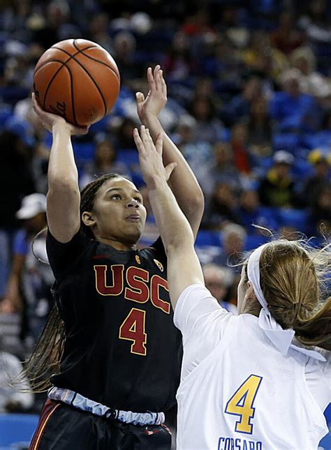 Photos Ucla Defeats Usc In Women S Basketball Los Angeles Times