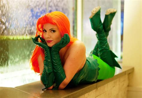 Bruce Timms Poison Ivy From Batman Tas By Kapalaka On Deviantart