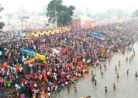 कड़ी सुरक्षा के बीच Ayodhya की 14 कोसी परिक्रमा शुरू Ayodhya 14 Kosi