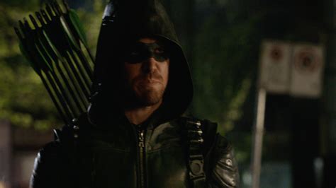 ‘Arrow’ Season 4 Finale Fight Clip 2