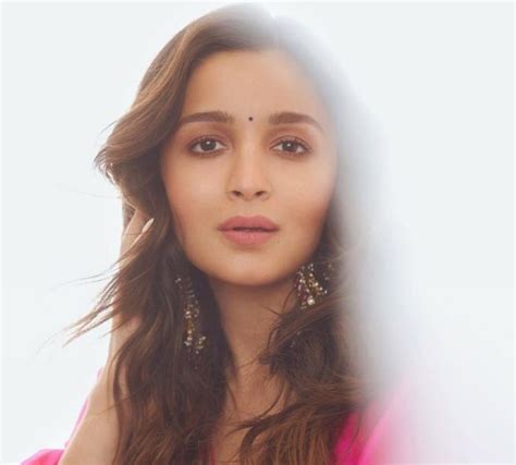 Actress Alia Bhatt Latest Photos Tamilstar