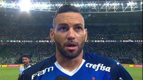 Weverton diz que fez melhor partida pelo Palmeiras e ganha parabéns até