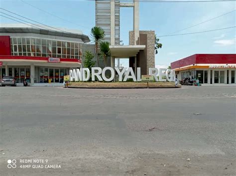 Perumahan Grand Royal Regency Rumah Siap Huni Lantai Taman Sidoarjo