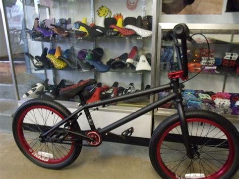 Sport Stations Eastern Bikes Boss Matte Blackred 2012 Bmx Bike