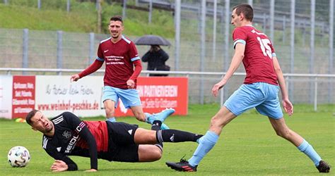 A Klasse Ost SpVgg Pirk Gewinnt Das Spitzenspiel Gegen VfB Rothenstadt