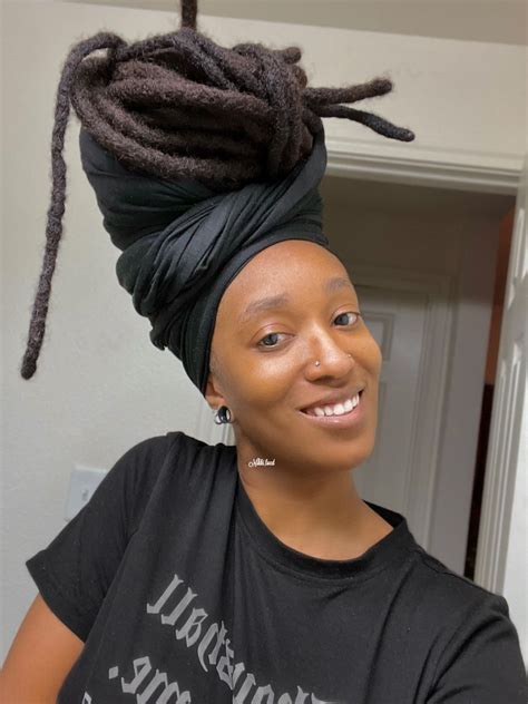 Professional hairstyles for women with locs – Artofit