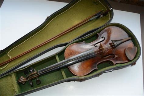 Antique violin, Stradivarius copy,